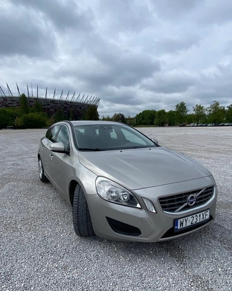 Volvo V60 cena 31000 przebieg: 251000, rok produkcji 2010 z Warszawa małe 191